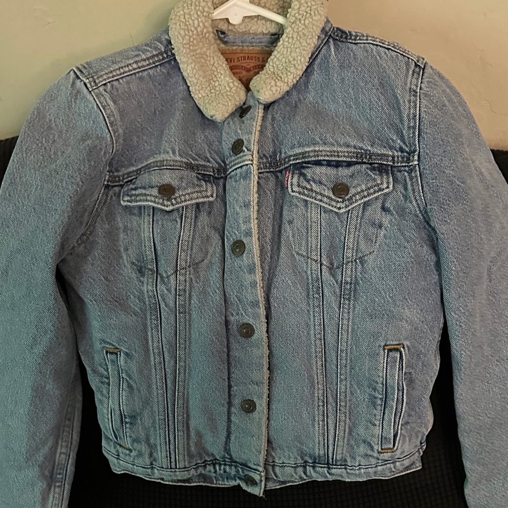 Levi's Light Blue Denim Jacket with Cream Sherpa Collar